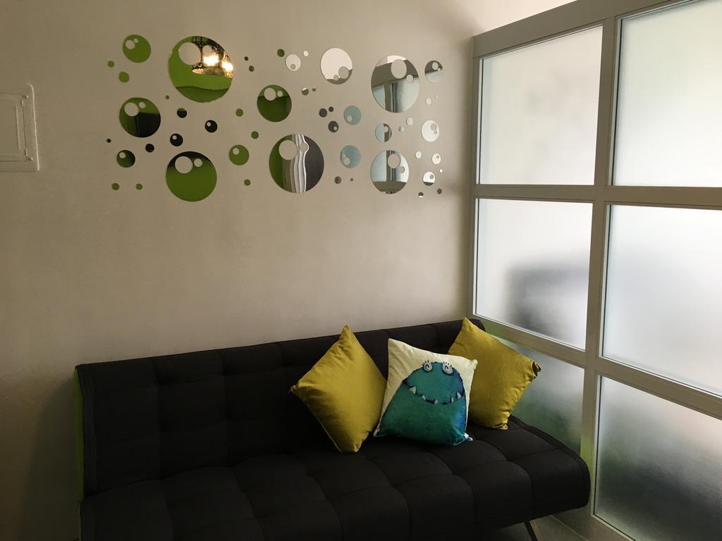 Mary'S Crib Cityland Prime Tagaytay With Free Wifi & Swimming Tagaytay City Εξωτερικό φωτογραφία